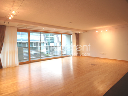 apartment photo