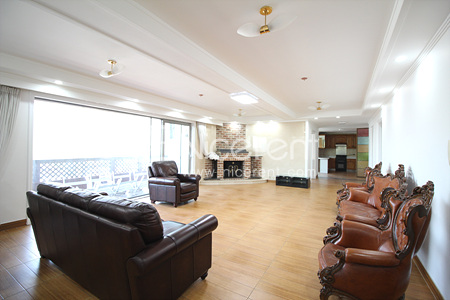 apartment photo