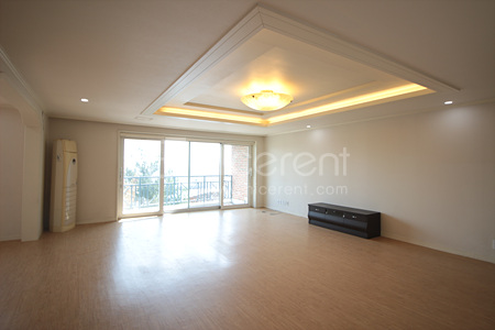apartment photo
