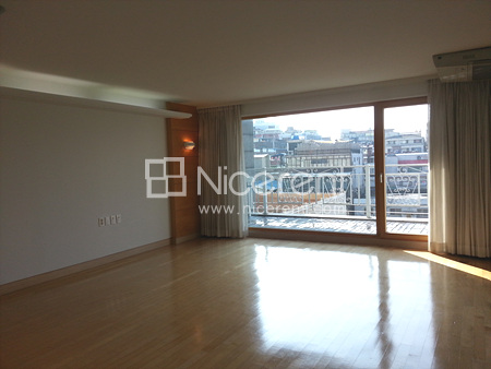 apartment photo