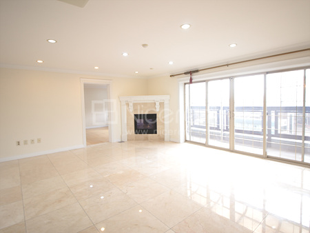 apartment photo