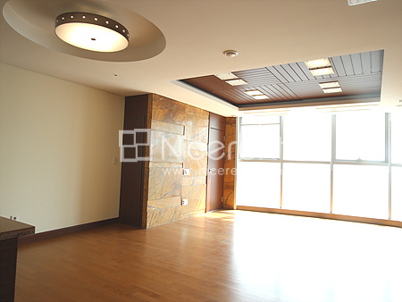 apartment photo