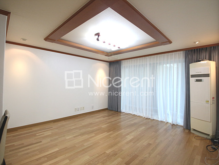 apartment photo