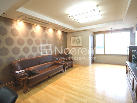 apartment photo