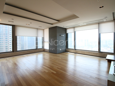 apartment photo