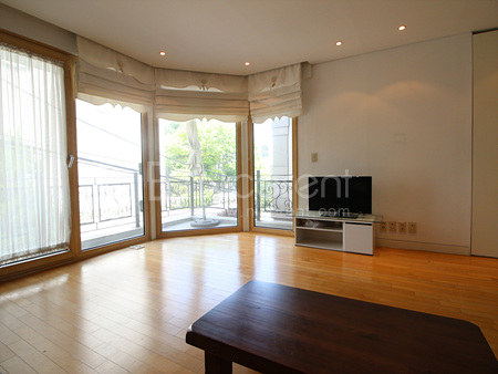 apartment photo
