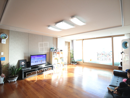 apartment photo