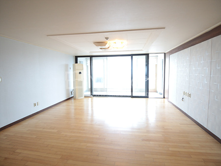 apartment photo