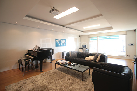 apartment photo
