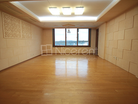 apartment photo