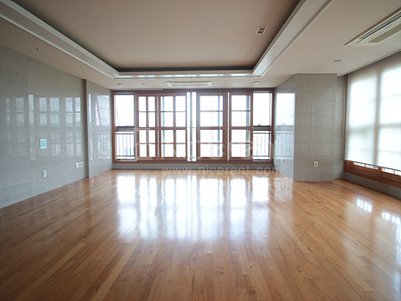 apartment photo