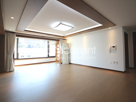 apartment photo