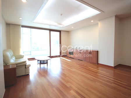 apartment photo