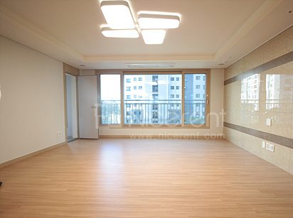 apartment photo