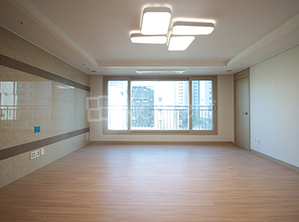 apartment photo