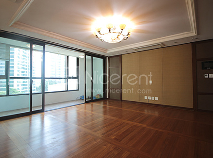 apartment photo