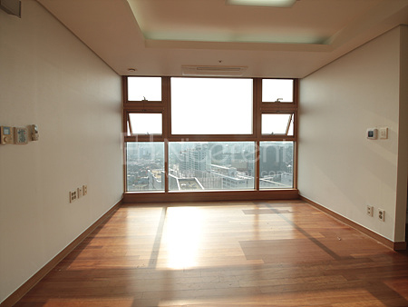 apartment photo