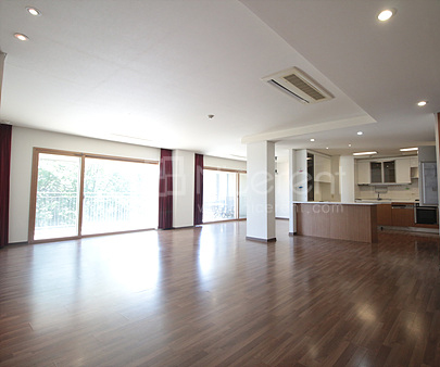 apartment photo