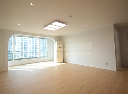 apartment photo