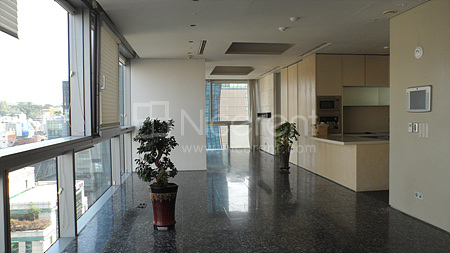 apartment photo