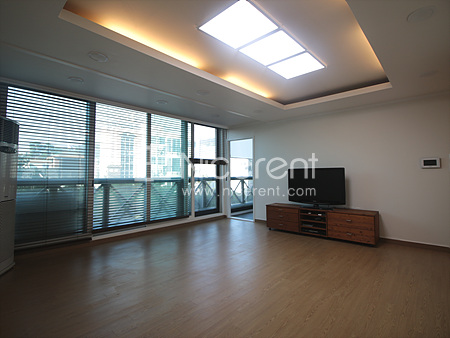 apartment photo