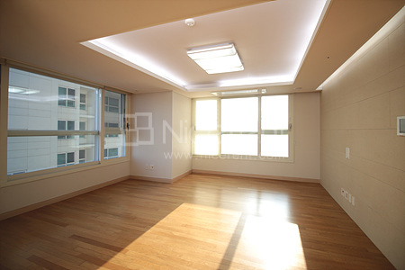 apartment photo