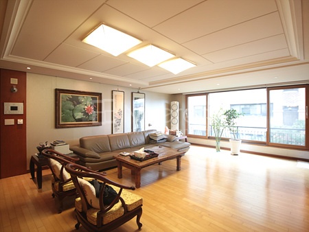 apartment photo