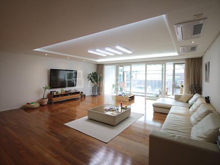 apartment photo