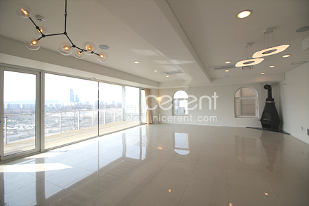 apartment photo