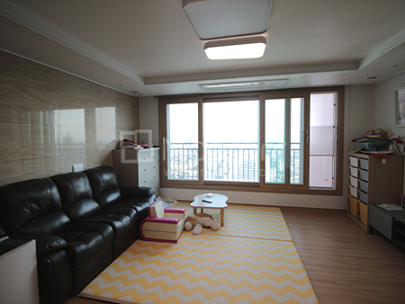 apartment photo