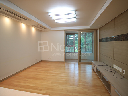 apartment photo