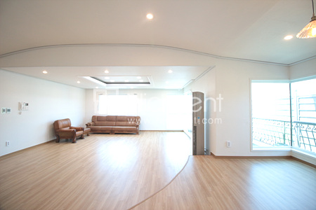 apartment photo