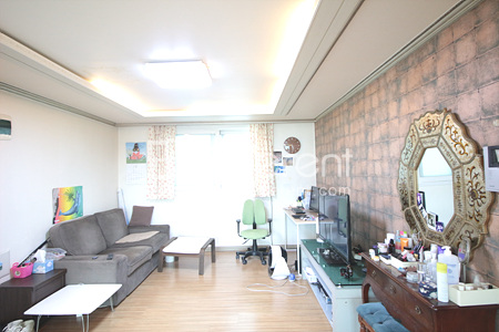 apartment photo