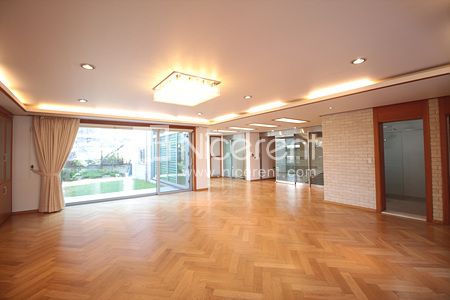 apartment photo