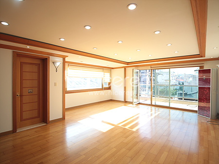 apartment photo