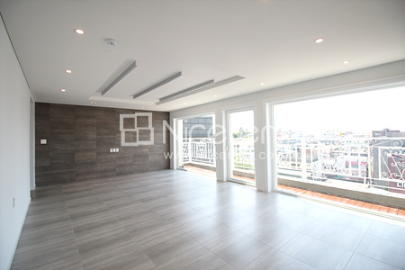 apartment photo