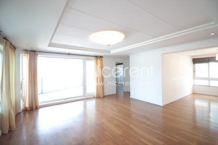apartment photo
