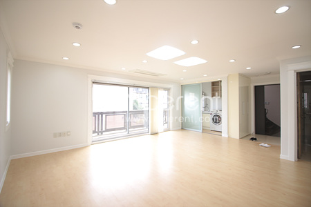 apartment photo