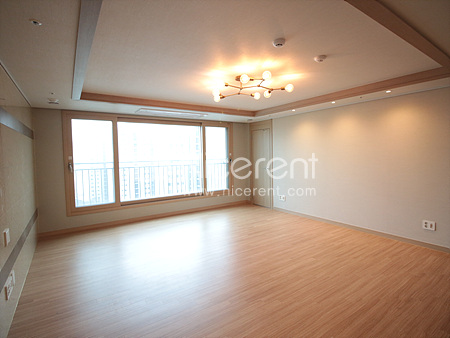 apartment photo