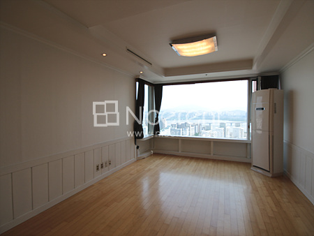 apartment photo