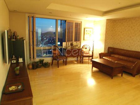 apartment photo