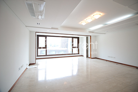 apartment photo