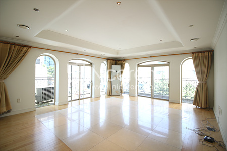 apartment photo
