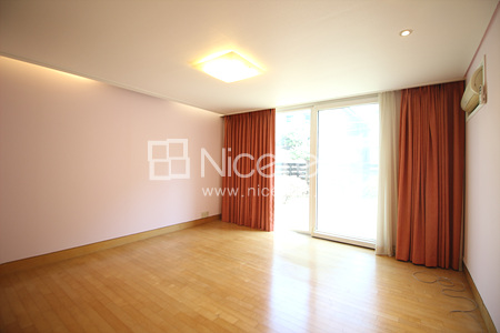 apartment photo