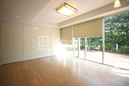 apartment photo
