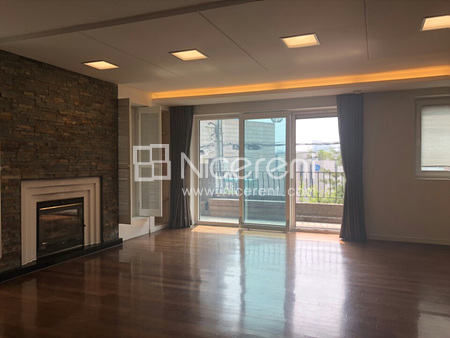 apartment photo