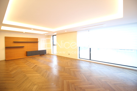 apartment photo