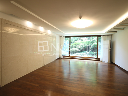 apartment photo