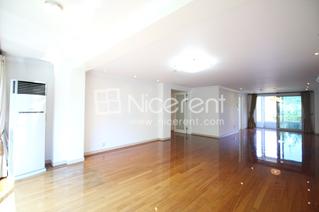 apartment photo