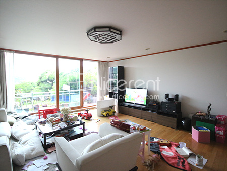 apartment photo